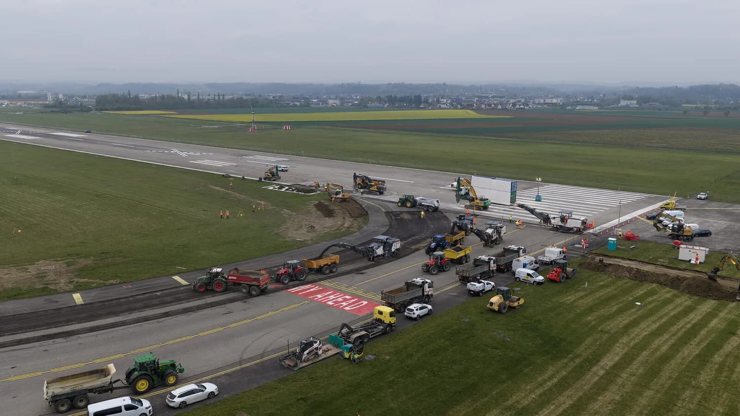 Pistensperre am EuroAirport Basel: Hauptpiste 15/33 gesperrt bis 20. Mai 2026