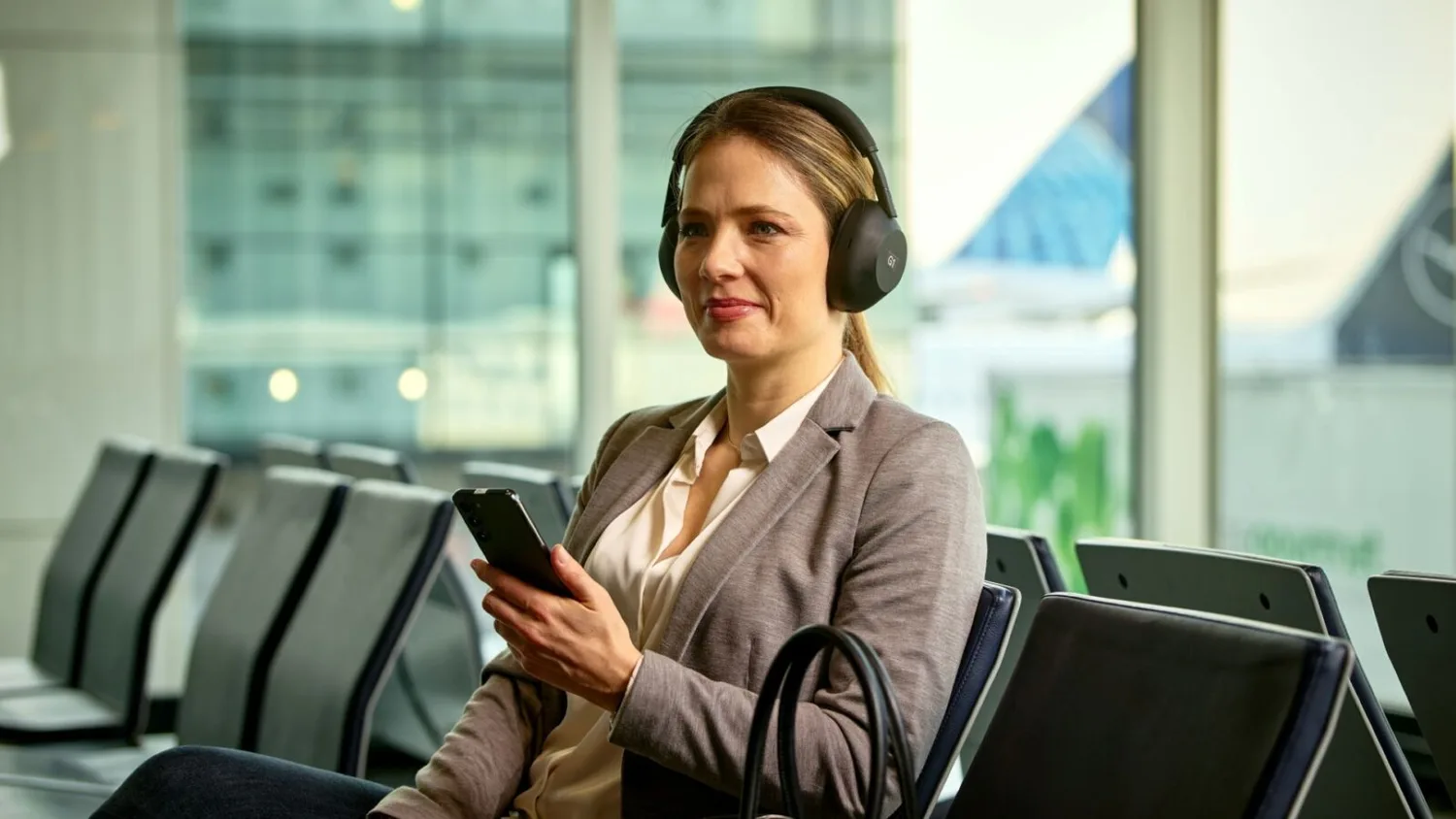 Barrierefrei am Airport: Flughafen Frankfurt implementiert innovative Auracast-Technologie
