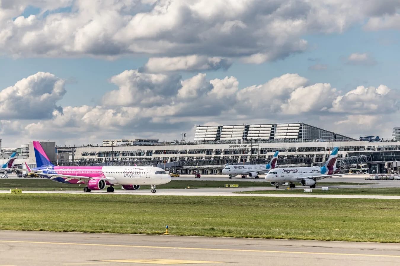 Flughafen Stuttgart verzeichnet 9,6 Millionen Passagiere in 2025 - Positive Entwicklung im Tourismussektor