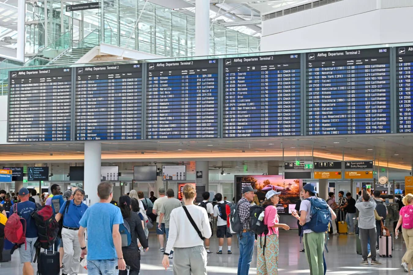 Flughafen München wächst rasant: Neuer Passagierrekord und Hightech-Offensive 2025