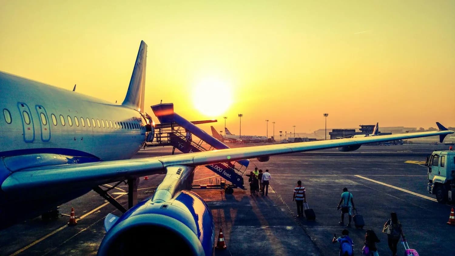 Der Flughafen Memmingen hat mit knapp 3,7 Millionen Passagieren im Jahr 2025 ein neues Rekordergebnis eingefahren
