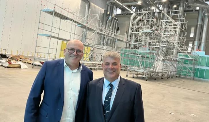Airport paderborn lackieranlage alte werft