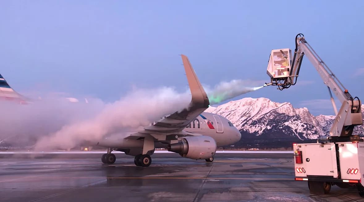 Enteisung Flugzeug American Airlines