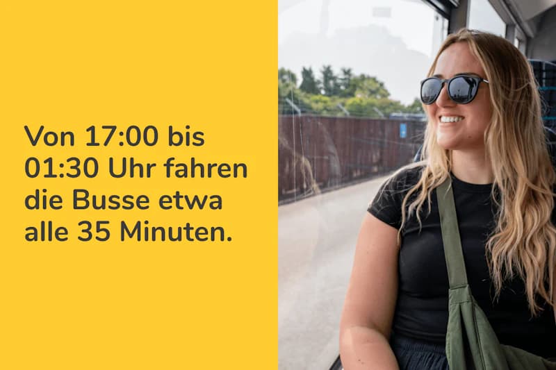 Gespaltenes Bild: linke Seite gelber Kasten mit Fahrplantext, rechte Seite lächelnde Frau mit Sonnenbrille im Bus.